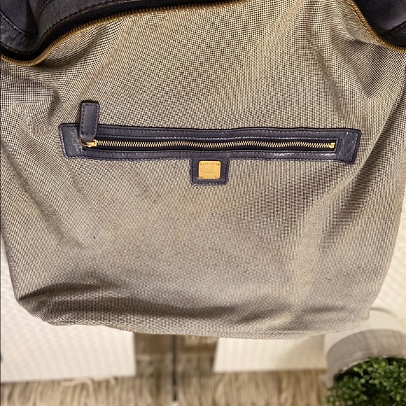 MCM Large Hobo Bag - Picture 5 of 10